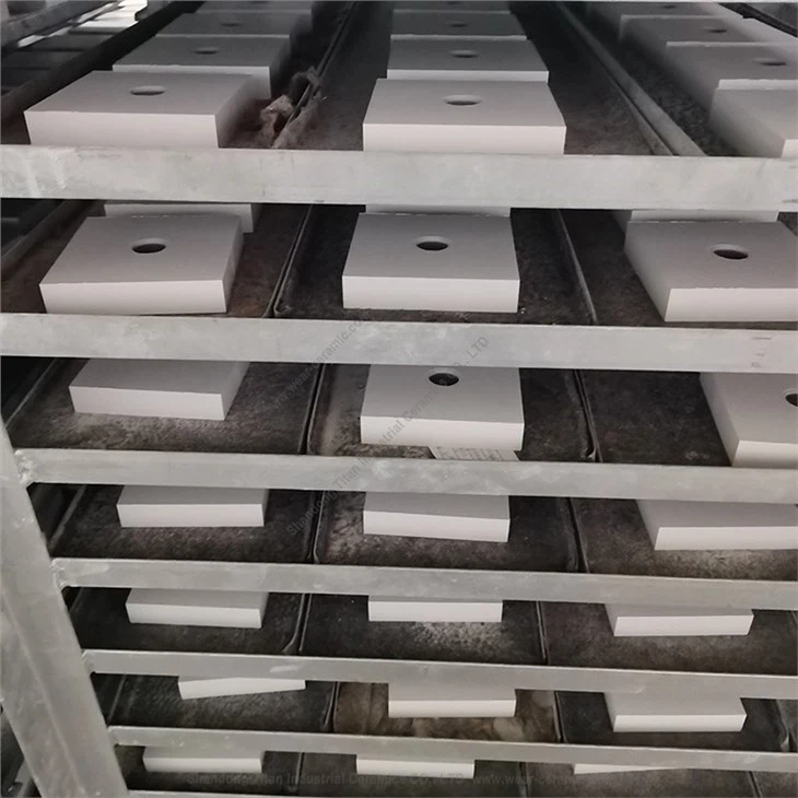 Alumina Ceramic Tile With Hole